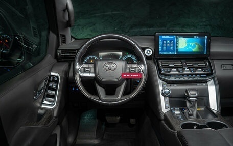 Toyota Land Cruiser, 2022 год, 8 890 000 рублей, 12 фотография