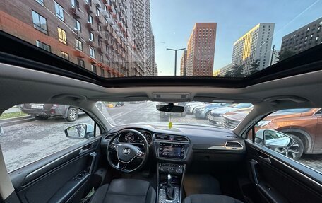 Volkswagen Tiguan II, 2017 год, 2 300 000 рублей, 13 фотография