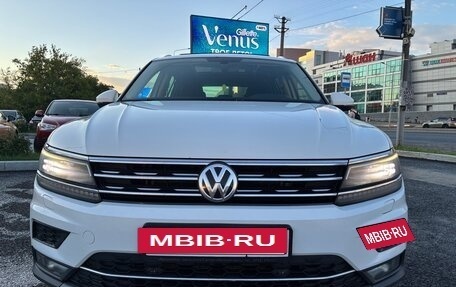 Volkswagen Tiguan II, 2017 год, 2 300 000 рублей, 4 фотография