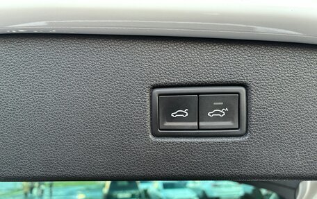Volkswagen Tiguan II, 2017 год, 2 300 000 рублей, 15 фотография