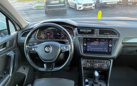 Volkswagen Tiguan II, 2017 год, 2 300 000 рублей, 16 фотография