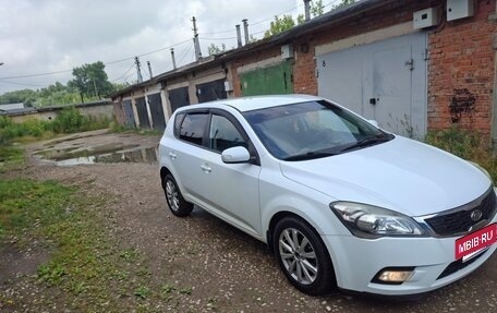 KIA cee'd I рестайлинг, 2011 год, 694 000 рублей, 3 фотография