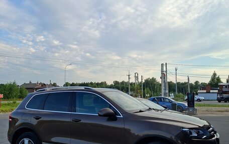 Volkswagen Touareg III, 2011 год, 2 300 000 рублей, 3 фотография