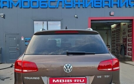 Volkswagen Touareg III, 2011 год, 2 300 000 рублей, 4 фотография