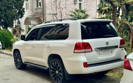 Toyota Land Cruiser 200, 2010 год, 3 320 000 рублей, 2 фотография