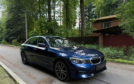 BMW 3 серия, 2019 год, 2 930 000 рублей, 3 фотография
