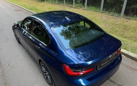 BMW 3 серия, 2019 год, 2 930 000 рублей, 16 фотография