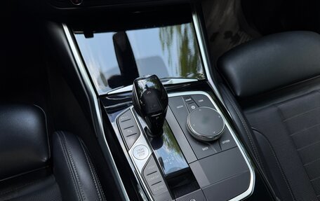 BMW 3 серия, 2019 год, 2 930 000 рублей, 36 фотография
