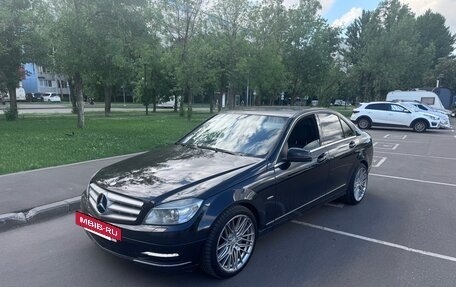 Mercedes-Benz C-Класс, 2010 год, 1 250 000 рублей, 2 фотография
