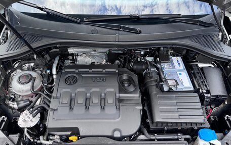Volkswagen Tiguan II, 2018 год, 2 750 000 рублей, 25 фотография