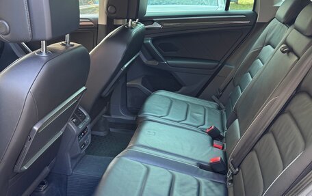Volkswagen Tiguan II, 2018 год, 2 750 000 рублей, 17 фотография