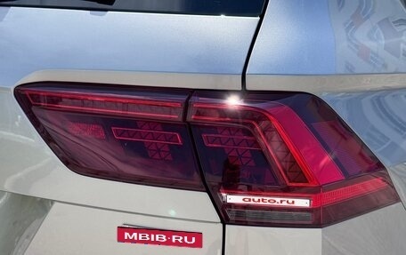 Volkswagen Tiguan II, 2018 год, 2 750 000 рублей, 22 фотография