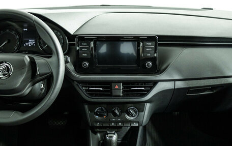Skoda Rapid II, 2021 год, 1 389 700 рублей, 15 фотография