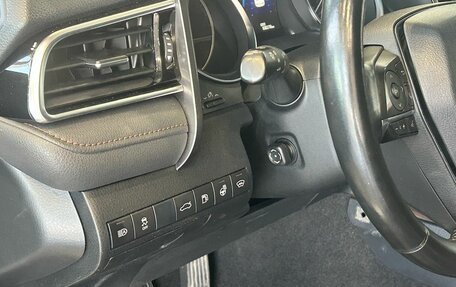 Toyota Camry, 2018 год, 2 590 000 рублей, 8 фотография
