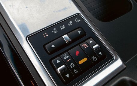 Land Rover Range Rover III, 2012 год, 2 495 000 рублей, 20 фотография