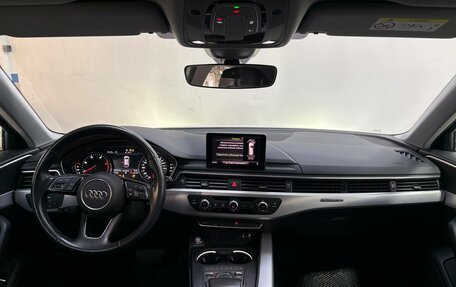 Audi A4, 2019 год, 1 950 000 рублей, 10 фотография