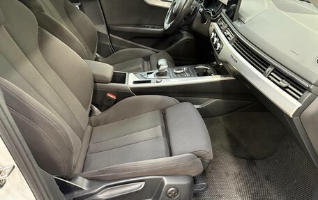 Audi A4, 2019 год, 1 950 000 рублей, 22 фотография