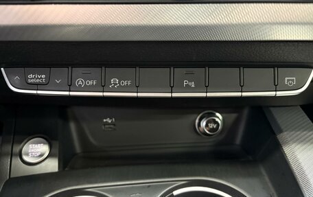 Audi A4, 2019 год, 1 950 000 рублей, 19 фотография