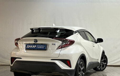 Toyota C-HR I рестайлинг, 2018 год, 1 950 000 рублей, 4 фотография