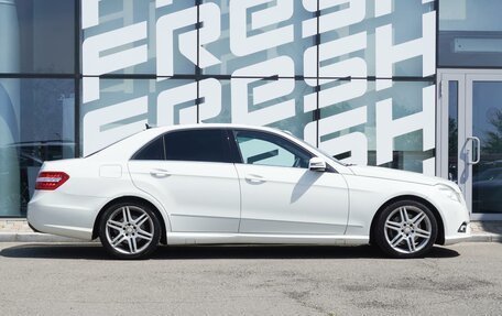 Mercedes-Benz E-Класс, 2010 год, 1 300 000 рублей, 5 фотография