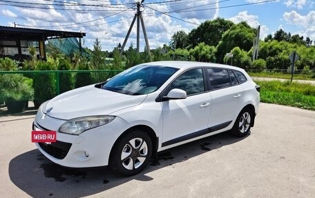 Renault Megane III, 2011 год, 700 000 рублей, 2 фотография