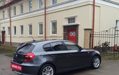 BMW 1 серия, 2008 год, 950 000 рублей, 2 фотография