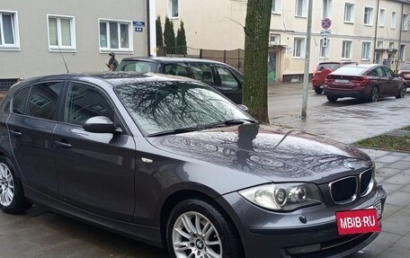 BMW 1 серия, 2008 год, 950 000 рублей, 6 фотография