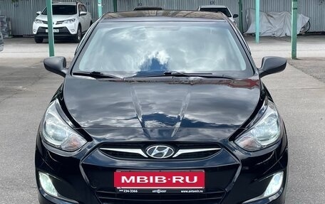 Hyundai Solaris II рестайлинг, 2012 год, 945 000 рублей, 32 фотография