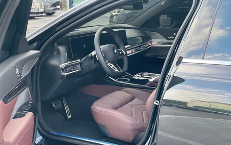 BMW 7 серия, 2025 год, 11 790 032 рублей, 9 фотография