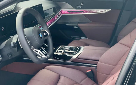 BMW 7 серия, 2025 год, 11 790 032 рублей, 10 фотография