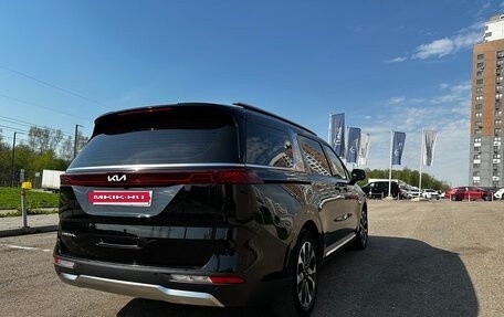 KIA Carnival, 2022 год, 3 750 000 рублей, 4 фотография