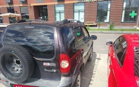 Chevrolet Niva I рестайлинг, 2011 год, 310 000 рублей, 2 фотография