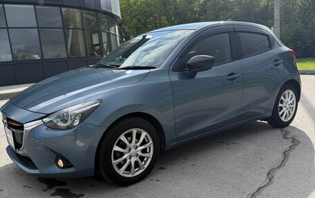 Mazda Demio IV, 2016 год, 900 000 рублей, 3 фотография
