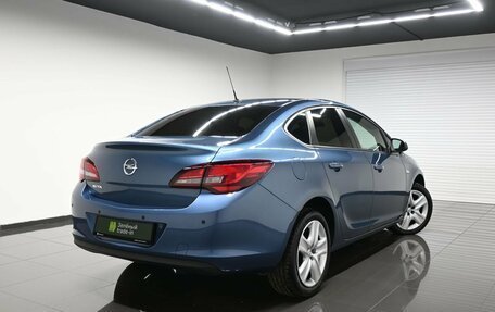 Opel Astra J, 2013 год, 1 245 000 рублей, 2 фотография