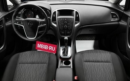 Opel Astra J, 2013 год, 1 245 000 рублей, 10 фотография