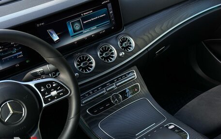 Mercedes-Benz E-Класс, 2019 год, 2 899 000 рублей, 22 фотография