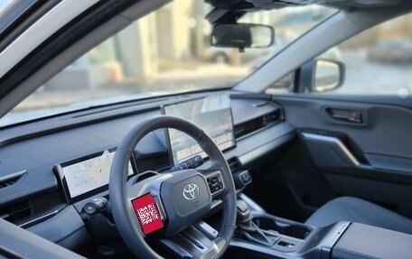 Toyota RAV4, 2026 год, 4 440 000 рублей, 17 фотография