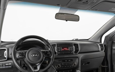 KIA Sportage IV рестайлинг, 2018 год, 1 897 000 рублей, 6 фотография