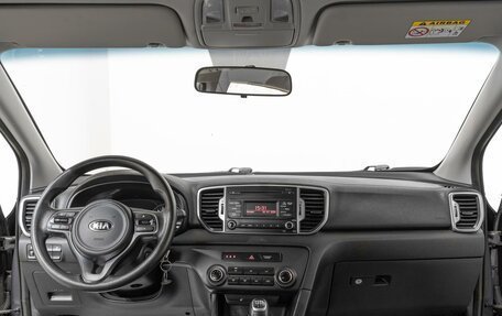 KIA Sportage IV рестайлинг, 2018 год, 1 897 000 рублей, 8 фотография