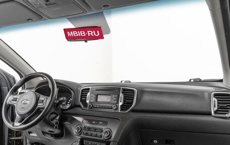 KIA Sportage IV рестайлинг, 2018 год, 1 897 000 рублей, 9 фотография