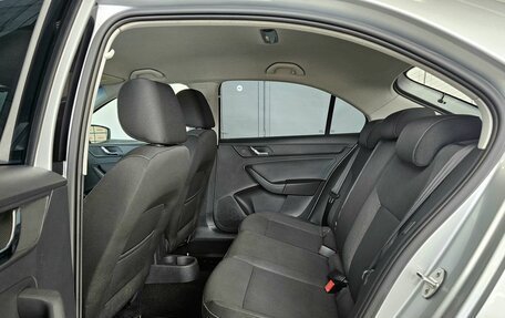 Skoda Rapid I, 2015 год, 899 000 рублей, 15 фотография
