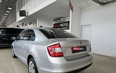 Skoda Rapid I, 2015 год, 899 000 рублей, 6 фотография