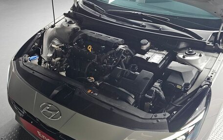 Hyundai Elantra, 2022 год, 2 100 000 рублей, 6 фотография