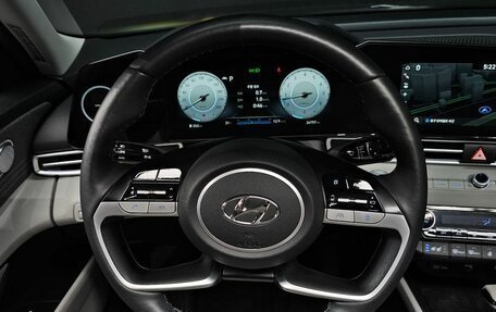 Hyundai Elantra, 2022 год, 2 100 000 рублей, 12 фотография