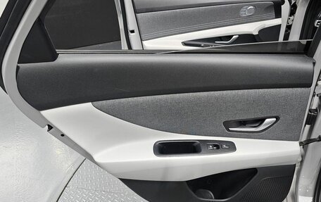 Hyundai Elantra, 2022 год, 2 100 000 рублей, 25 фотография