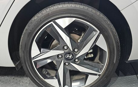 Hyundai Elantra, 2022 год, 2 100 000 рублей, 21 фотография