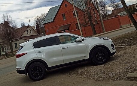 KIA Sportage IV рестайлинг, 2017 год, 2 300 000 рублей, 1 фотография