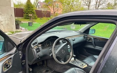 Mercedes-Benz E-Класс, 1999 год, 450 000 рублей, 1 фотография