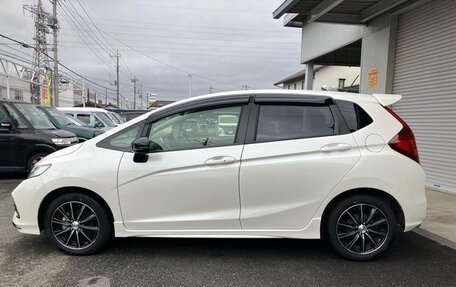 Honda Fit III, 2017 год, 810 000 рублей, 7 фотография