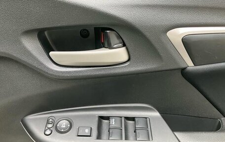 Honda Fit III, 2017 год, 810 000 рублей, 19 фотография